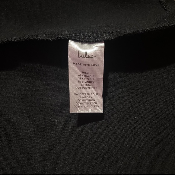 Lulus Black Off Shoulder Trumpet Midi Dress Size M NWT - Picture 12 of 12